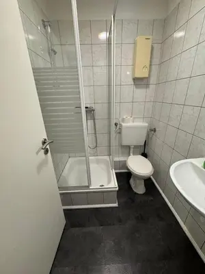 Ein Badezimmer in der Unterkunft Duisburg Flats 24