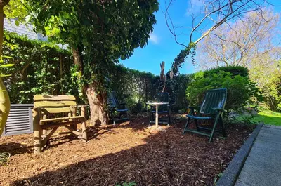 Ein Garten an der Unterkunft B1- Appartements