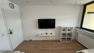 TV/Unterhaltungsangebot in der Unterkunft Monteur & Messezimmer Heiligenhaus