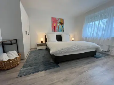 Ein Bett oder Betten in einem Zimmer der Unterkunft Serene Meadows Apartment