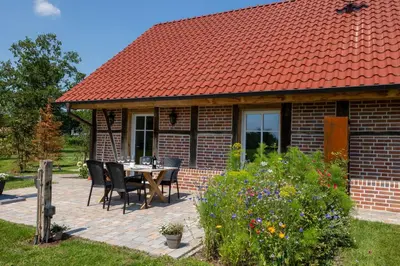 Das Gebäude in dem sich die Ferienwohnung befindet