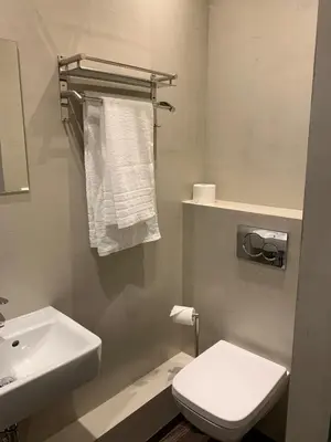 Ein Badezimmer in der Unterkunft Millrather Brauhaus