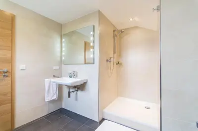 Ein Badezimmer in der Unterkunft Südtiroler Stuben