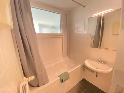 Ein Badezimmer in der Unterkunft Apartment with Balcony Wuppertal
