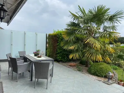 Ein Garten an der Unterkunft Ferienwohnung mit Garten am Niederrhein