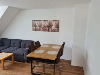 Ein Sitzbereich in der Unterkunft Schöne Dachgeschoss Wohnung