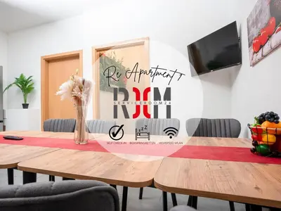 TV/Unterhaltungsangebot in der Unterkunft Serviceroom24 - Apartment 3 in Recklinghausen WLAN - Smart-TV - 24-7 Check-in und Küche