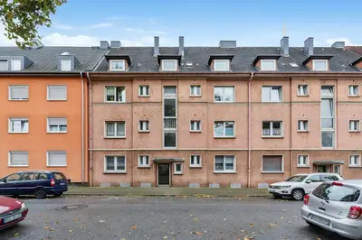 Das Gebäude in dem sich die Ferienwohnung befindet