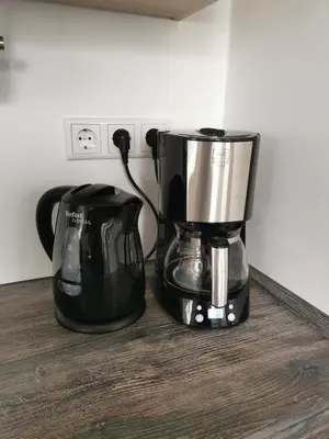 Kaffee-/Teezubehör in der Unterkunft Apartment bei der Palme mit Sauna Möglichkeit