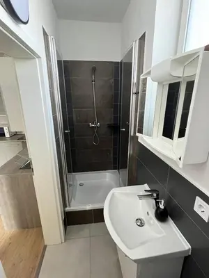Ein Badezimmer in der Unterkunft Top Apartments in Kamen - Cozystays