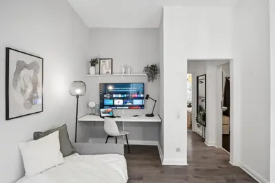 Grundriss der Unterkunft Zentral Wohnen im Luisenviertel Küche & Smart-TV