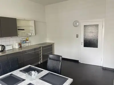 Küche/Küchenzeile in der Unterkunft OnThePoint, Erdgeschoss, Abstellplatz für Fahrräder, City und Innenhafen 5 Gehminuten!!!