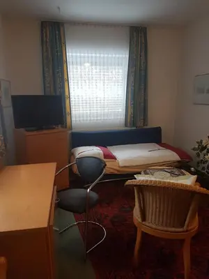 TV/Unterhaltungsangebot in der Unterkunft Gästehaus Krefeld Uerdingen