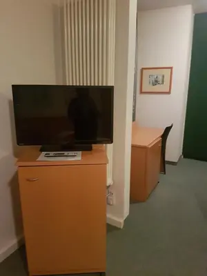 TV/Unterhaltungsangebot in der Unterkunft Gästehaus Krefeld Uerdingen