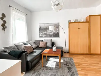 Ein Sitzbereich in der Unterkunft Im Herzen von Wermelskirchen II