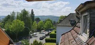 Ein allgemeiner Bergblick oder ein Berglick von der Ferienwohnung aus