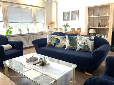 Ein Sitzbereich in der Unterkunft Helle, großzügige Wohnung für bis zu 6 Personen