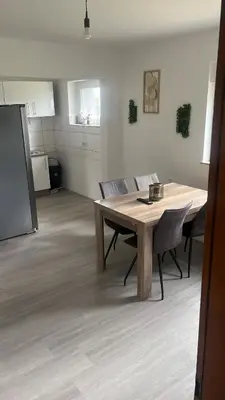 Küche/Küchenzeile in der Unterkunft Schöne Apartments am Rot-Weiss Essen Stadion E01 bis E04