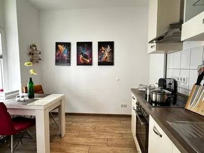 Küche/Küchenzeile in der Unterkunft Neuwertige Komfortwohnung in schönem Altbau für max. 3 Personen