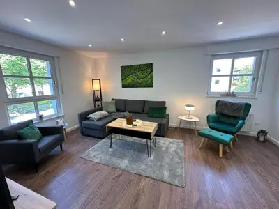 Ein Sitzbereich in der Unterkunft TRAUMHAFT schöne Wohnung-nahe Volkspark Marl-MODERN-TOP Austattung-