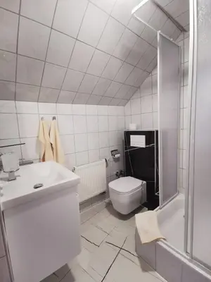 Ein Badezimmer in der Unterkunft Hotel Art Balkanhof