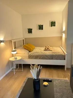 Ein Bett oder Betten in einem Zimmer der Unterkunft Zentrale moderne City-Wohnung - Netflix - Nespresso