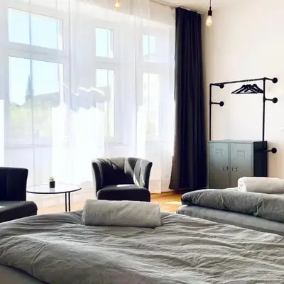 Moderne Apartments I zentral I großer Parkplatz