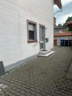 Das Gebäude in dem sich die Ferienwohnung befindet
