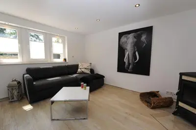 Ein Sitzbereich in der Unterkunft Wohnung in stilvoller Villa