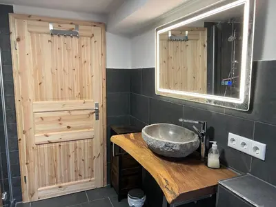 Ein Badezimmer in der Unterkunft Charmante Souterrain Wohnung
