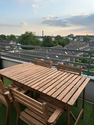 Ein Balkon oder eine Terrasse in der Unterkunft Thê Rath Residence