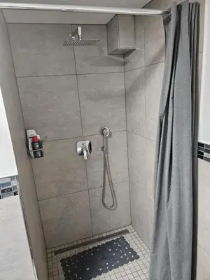 Ein Badezimmer in der Unterkunft Messelodge Deiker Höfe