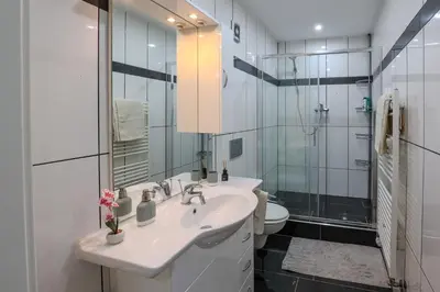 Ein Badezimmer in der Unterkunft Apartment Nähe Düsseldorf Airport Messe