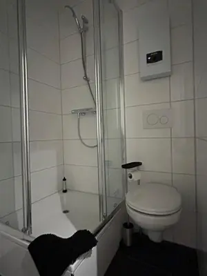 Ein Badezimmer in der Unterkunft Waldstadt Homes, Iserlohn