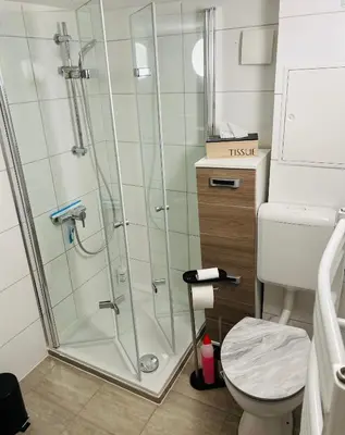 Ein Badezimmer in der Unterkunft Waldstadt Homes, Iserlohn