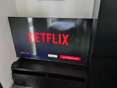 TV/Unterhaltungsangebot in der Unterkunft Modernes Studio-Apartment mitten im Ruhrgebiet