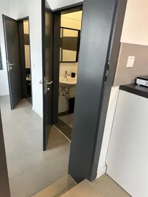 Küche/Küchenzeile in der Unterkunft BSD Apartment - Self Check-in & Parkplatz