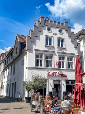 Das Gebäude in dem sich das Hotel befindet