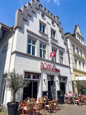 Das Gebäude in dem sich das Hotel befindet