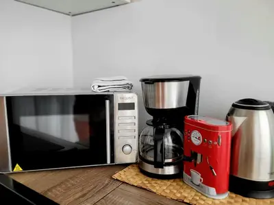 Kaffee-/Teezubehör in der Unterkunft 2- Zimmer, 4Pers, direkt neben Einkaufszentrum, Hbf