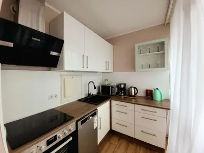 Küche/Küchenzeile in der Unterkunft 2- Zimmer, 4Pers, direkt neben Einkaufszentrum, Hbf