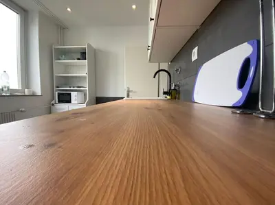Küche/Küchenzeile in der Unterkunft GrüneOase Balkon smartTV WiFi WaMa
