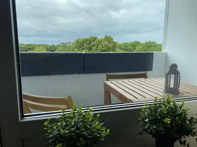 Ein Balkon oder eine Terrasse in der Unterkunft GrüneOase Balkon smartTV WiFi WaMa