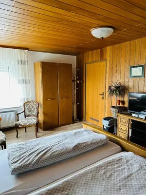 Ein Bett oder Betten in einem Zimmer der Unterkunft Haus zum Nöckel
