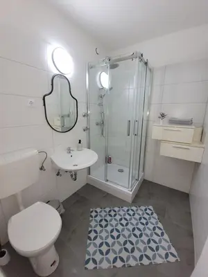 Ein Badezimmer in der Unterkunft 2 Zimmer Wohnung in Zentrale Lage