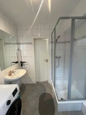 Ein Badezimmer in der Unterkunft Moderne Monteurswohnung Bochum nahe der Autobahn