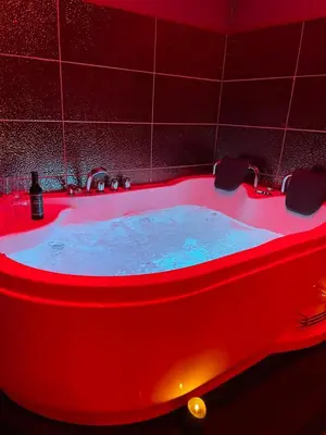 Grundriss der Unterkunft Suite mit Whirlpool, Sauna, Pole Dance und mehr