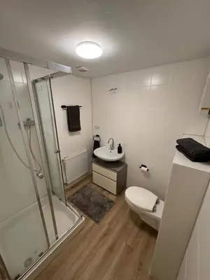 Ein Badezimmer in der Unterkunft Zentrale 2-Zimmer Wohnung