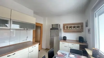 Küche/Küchenzeile in der Unterkunft LeoMi Ferienwohnung