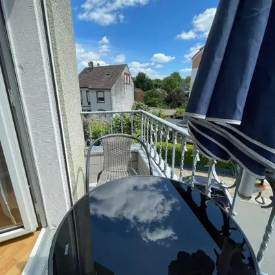 Ein Balkon oder eine Terrasse in der Unterkunft Nette Kuschelige Terrassen Wohnung